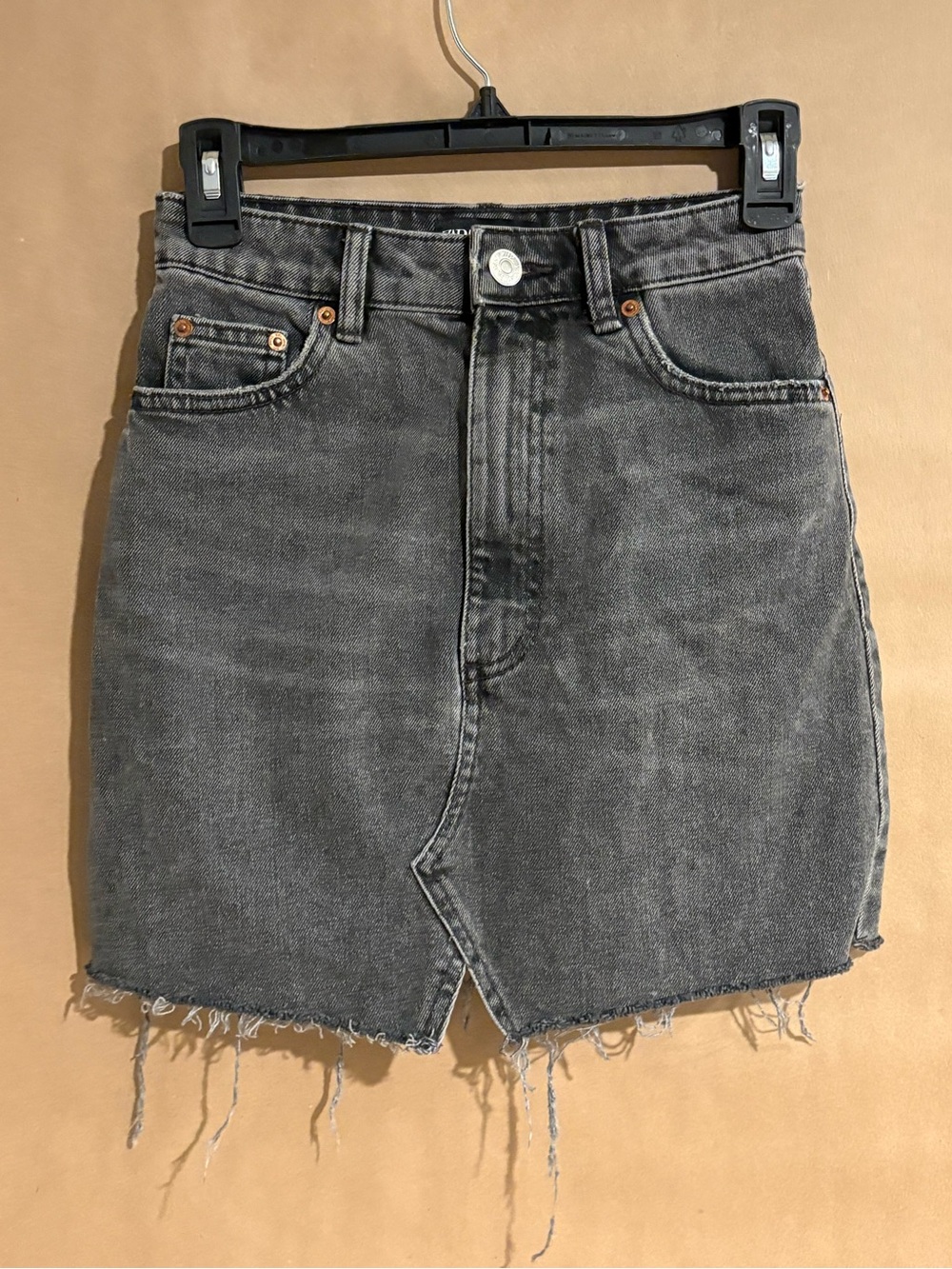 Zara Washed Gray Denim Mini Skirt with Frayed Hem